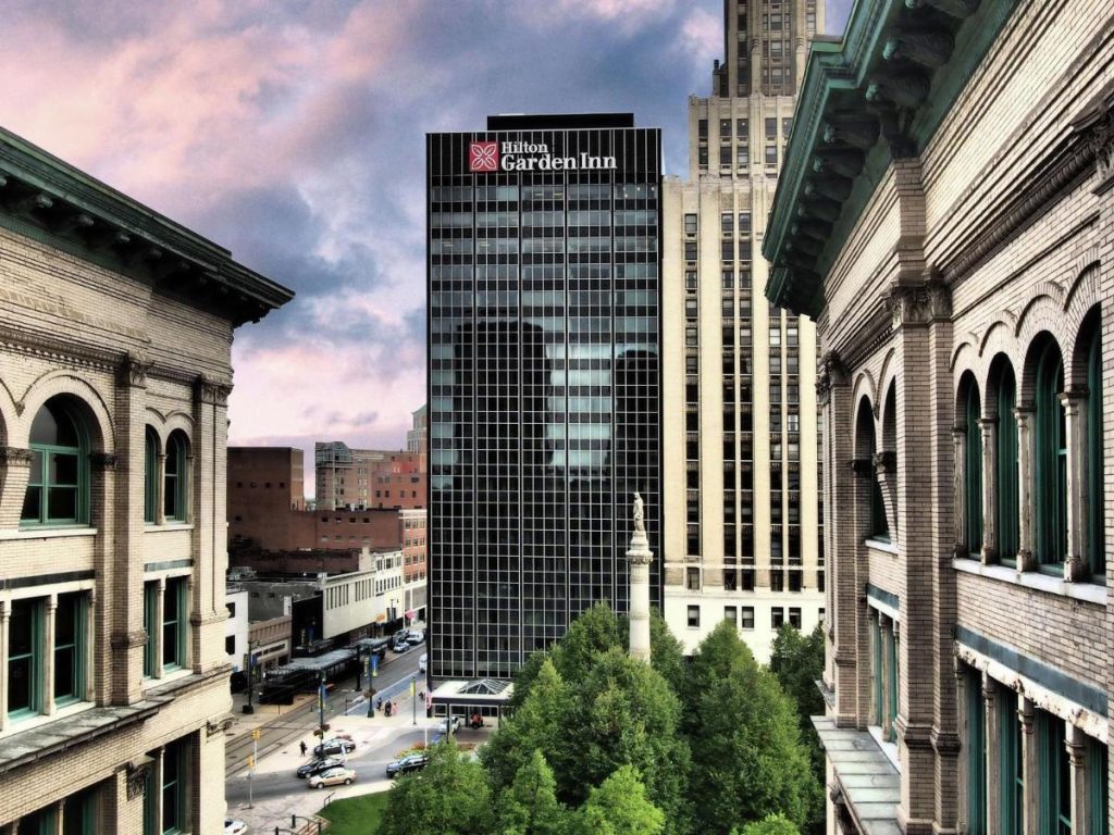 The Hilton Garden Inn Buffalo-Downtown hotel is a good hotel for Buffalo Sabres games.