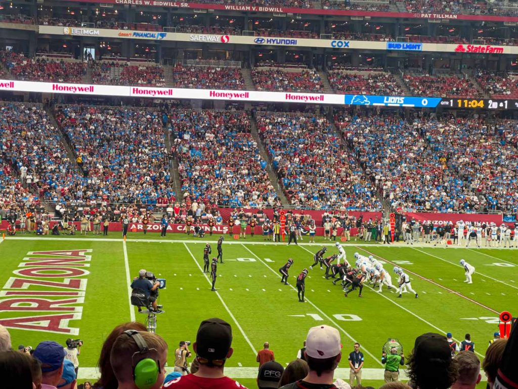 The Detroit Lions play the Arizona Cardinals at State Farm Stadium in Glendale, AZ.